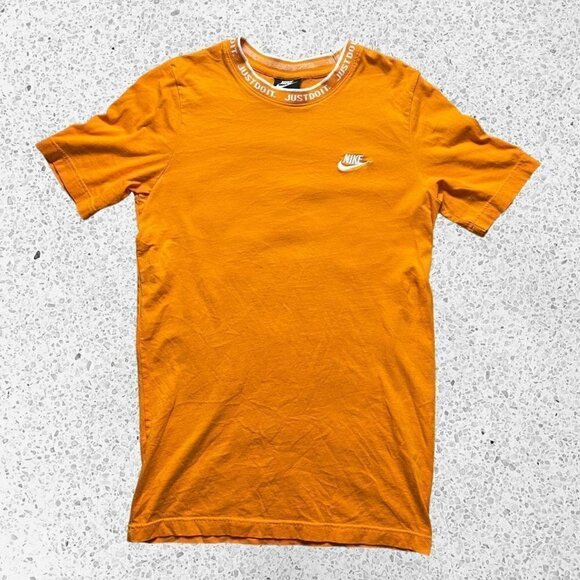 Nike t shirt - Picture 1 of 5